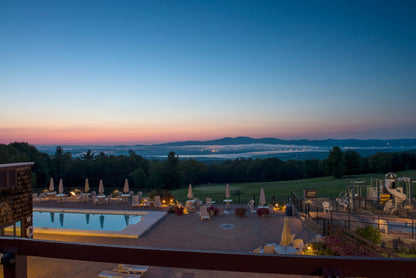 Steele Hill Resort - 2 Nights Midweek in a 2 Bedroom Unit - Pay Now Book Later