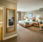 Steele Hill Resort - 2 Nights Midweek in a 2 Bedroom Unit